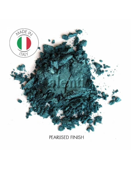 Pearlised turquoise mineral eye shadow - No 82 Sicily | Kalentin sustainable cosmetic brand