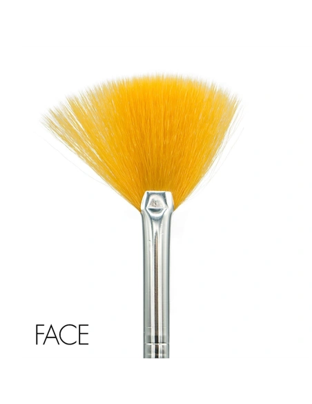 Fan Brush  | Kalentin sustainable cosmetic brand